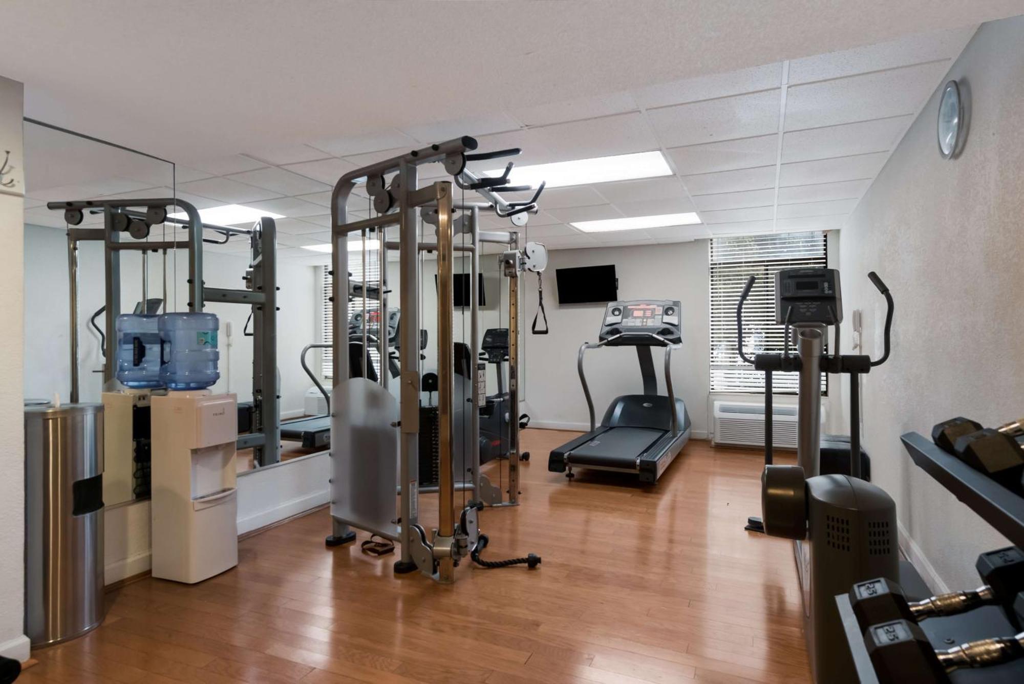 Best Western Hampton Coliseum Inn Zewnętrze zdjęcie